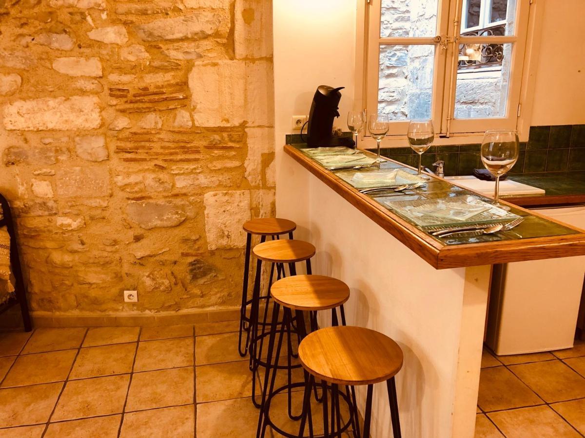 Le Moka Charmant Appartement Au Coeur De Ville Nimes Ngoại thất bức ảnh